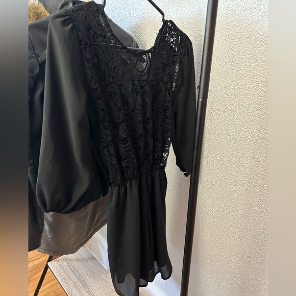 Eclipse lace back romper - suspected size small, barely worn. - Picture 3 of 3